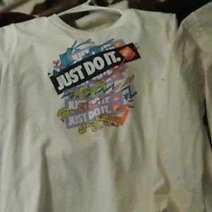 YOUTH XL nike tee
